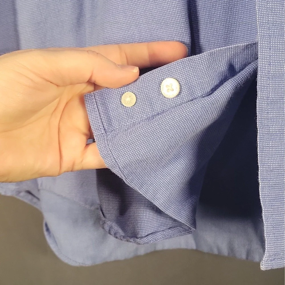 Cutter & Buck Men's LT Blue Solid Woven Cotton Button-Down Shirt Pockets - Picture 6 of 16